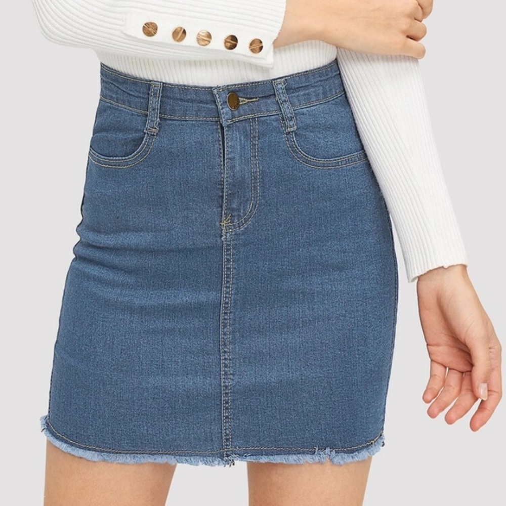 NEW⭐️ Denim skirt